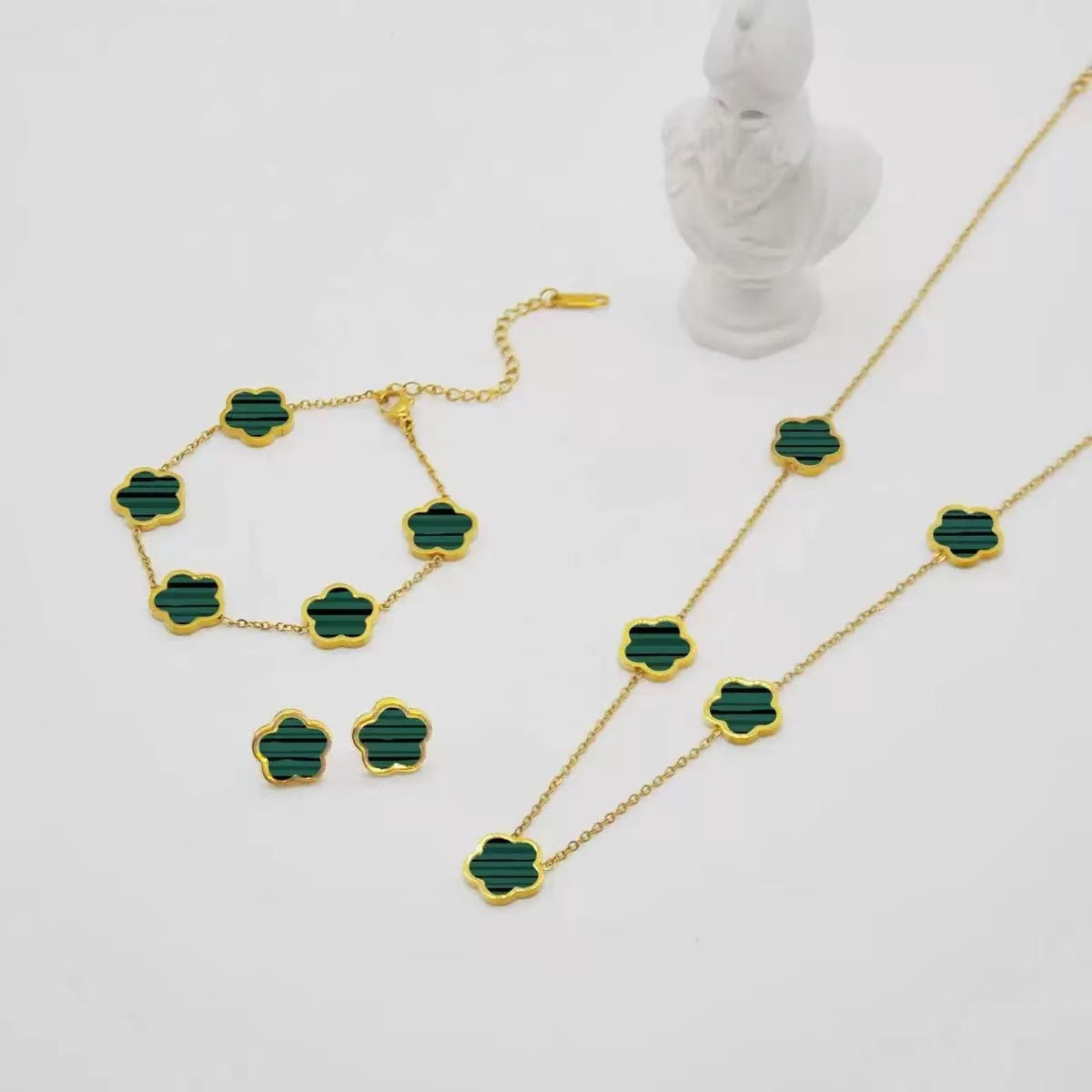 Official Store Lucky Set